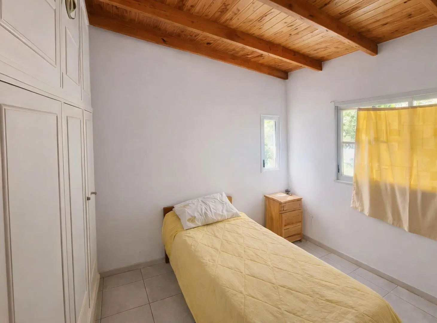 VENTA DE CASA CON LOCALES EN FLORENCIO VARELA 2