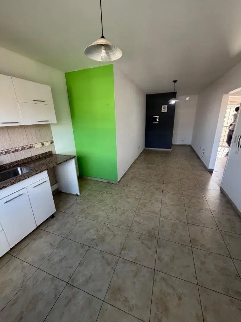 Departamento 3 Ambientes En Alquiler - Ezpeleta Este 5