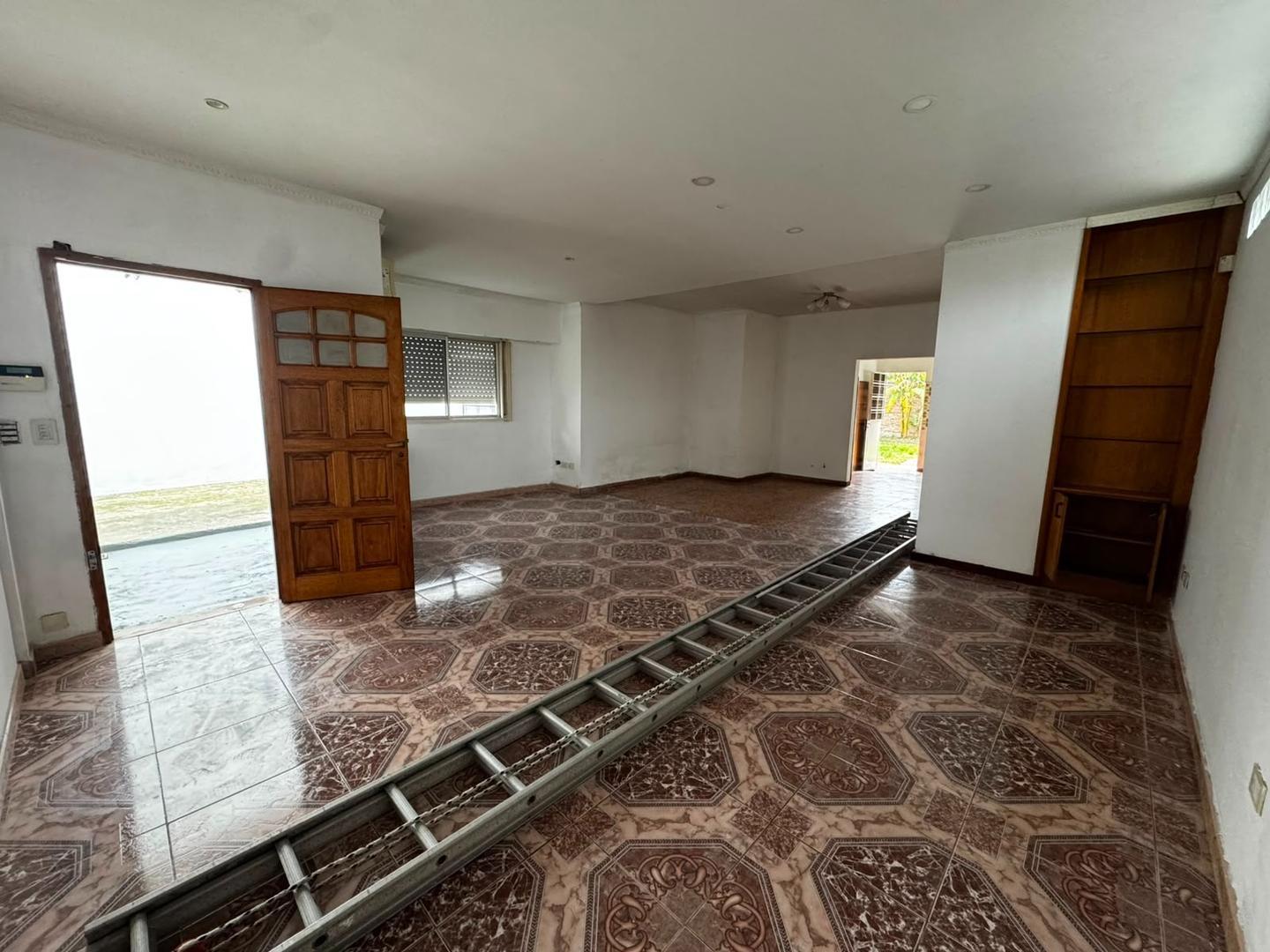 Foto de ALQUILER DE CASA EN VARELA CENTRO, imagen 3