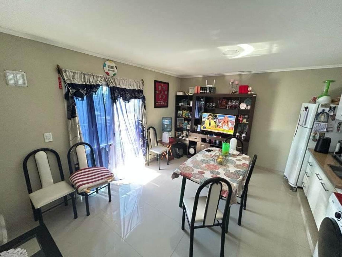 Foto de Oportunidad 2 Ambientes al Frente con Cochera! – USD 54.999, imagen 5