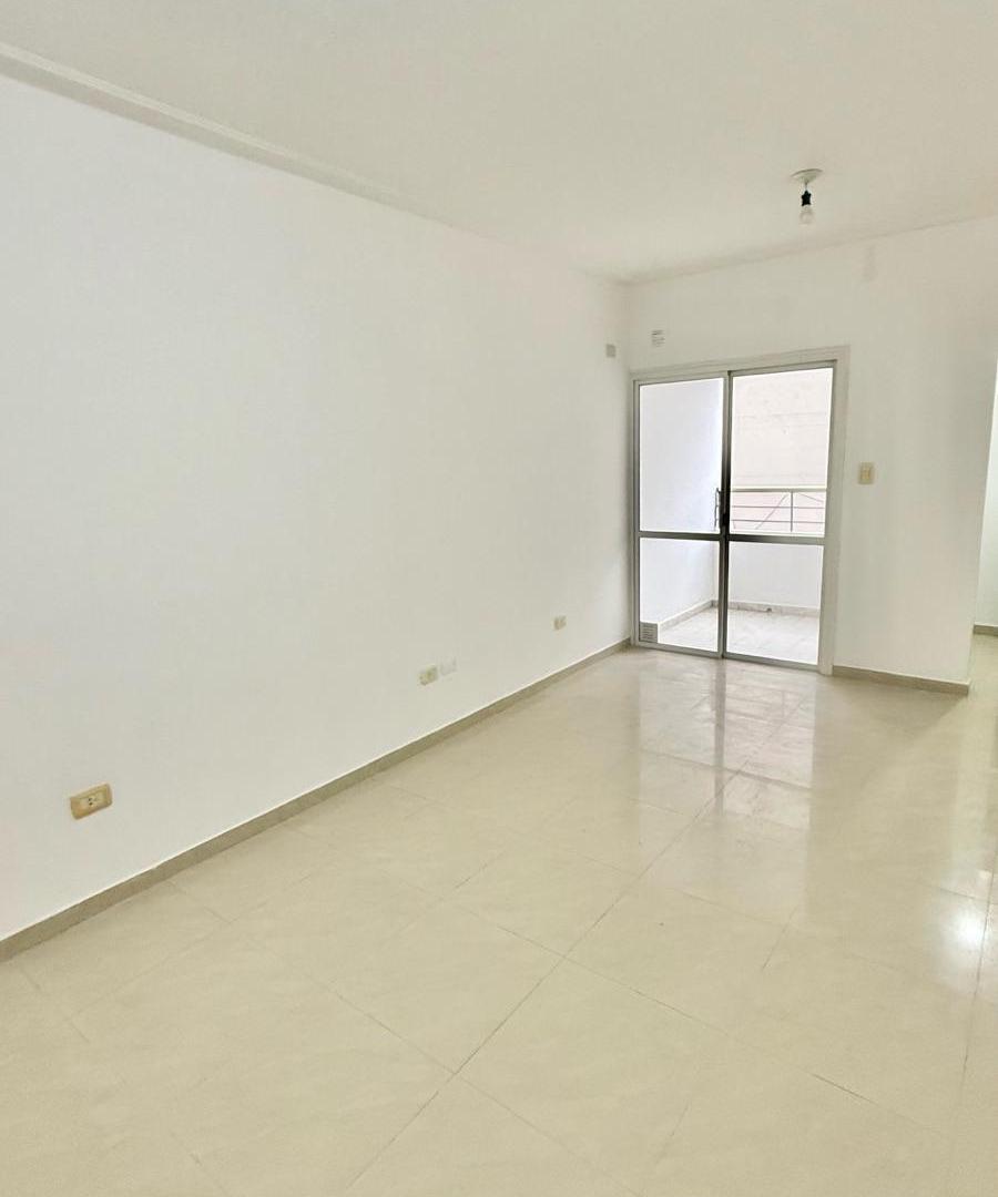 Foto de Departamento en alquiler en Barrio Sur I 1 Dormitorio con cochera, imagen 3