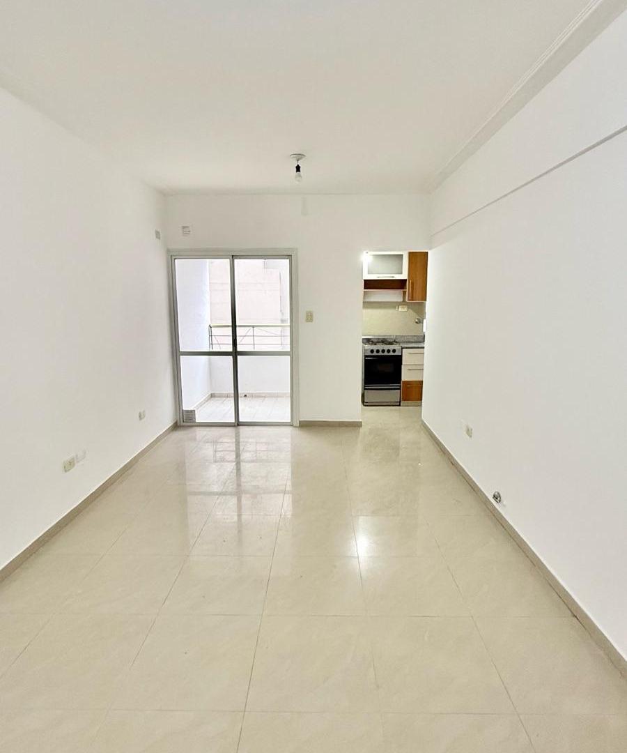 Foto de Departamento en alquiler en Barrio Sur I 1 Dormitorio con cochera, imagen 4