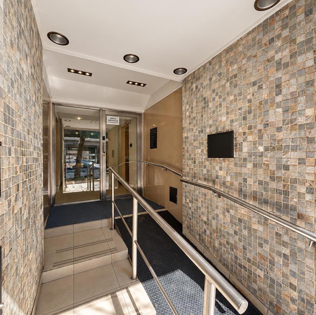 Foto de OPORTUNIDAD!!! VENTA DPTO 3 AMB. A REFACCIONAR EN SAN CRISTOBAL, imagen 1