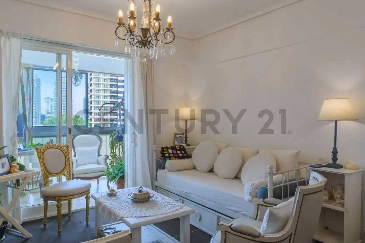 Departamento de 4 ambientes en venta en San Telmo 2