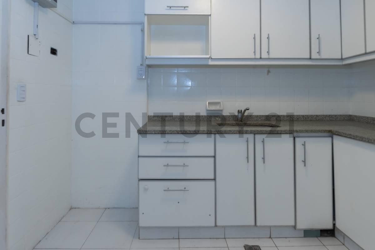 Foto de VENTA DE DEPARTAMENTO DE 3 AMBIENTES CON COCHERA EN ALMAGRO, imagen 3