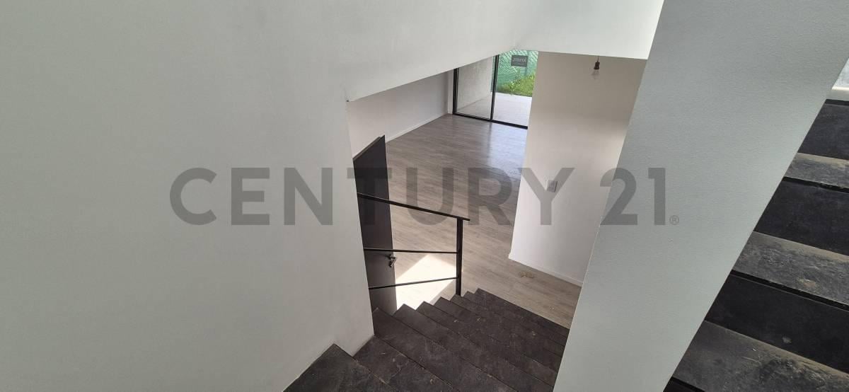 Foto de Casa tipo Dúplex 5 ambientes con jardín privado en Pilar, imagen 5