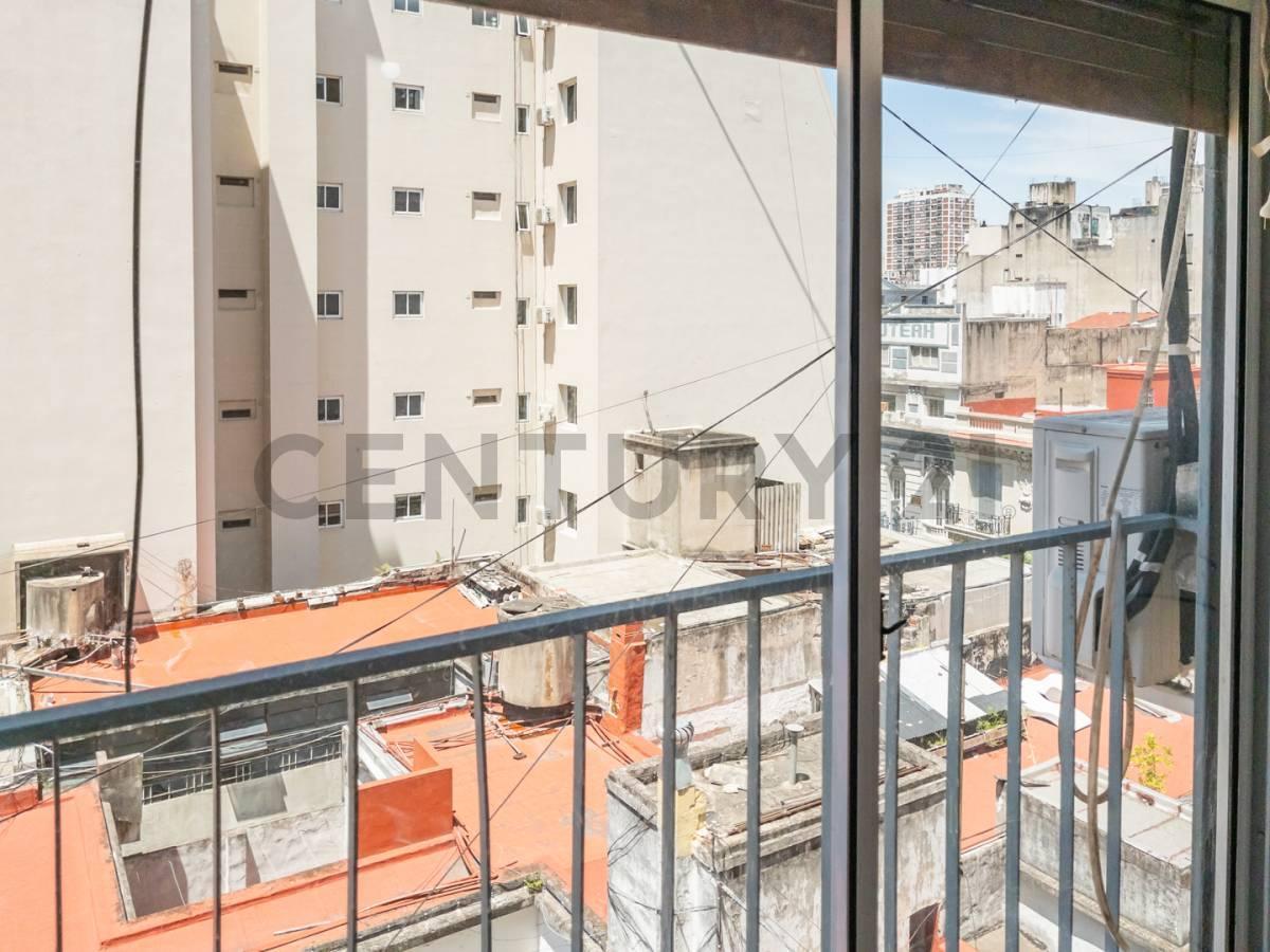 Foto de Monoambiente en venta en Congreso muy luminoso Sarmiento y Callao, imagen 1