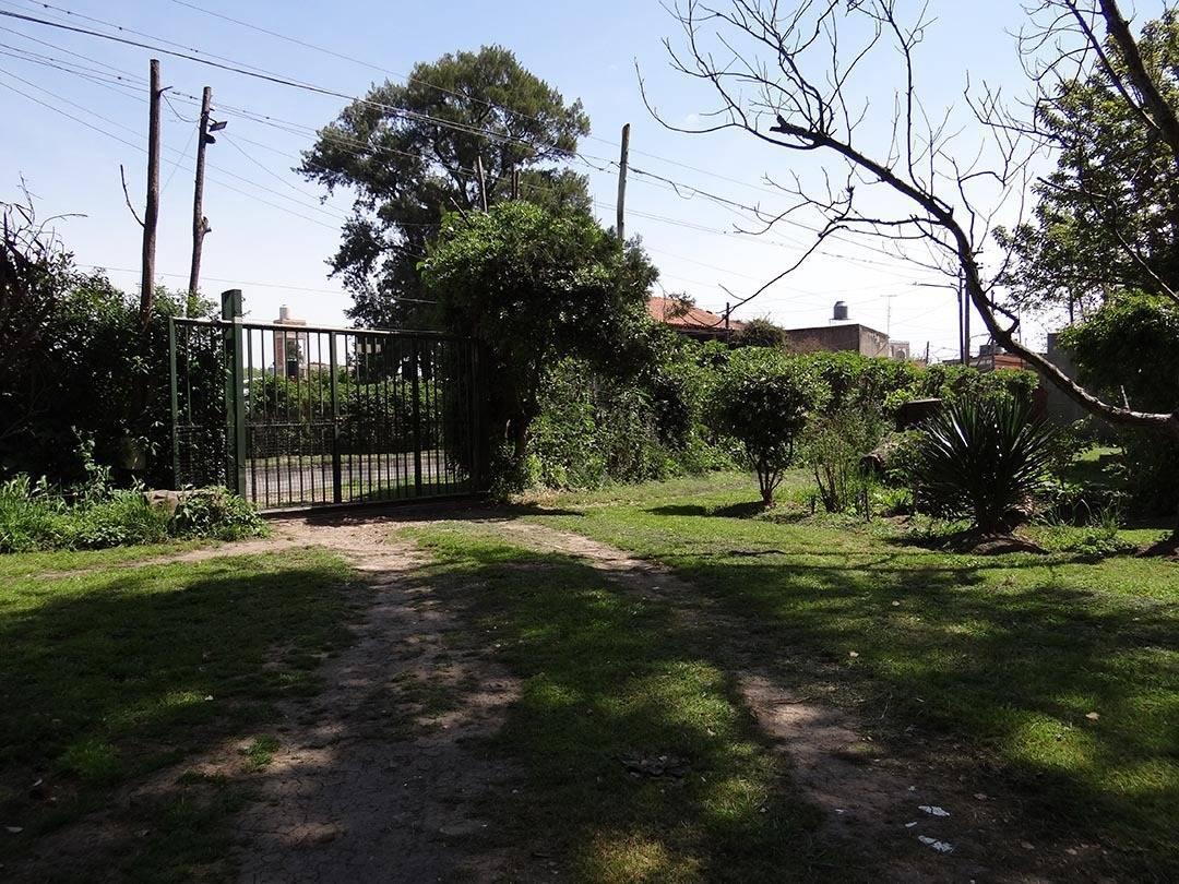 Foto de EN VENTA LOTE DE 9.497M2 TERRENO EN PLENO BOSQUES - FLORENCIO VARELA, imagen 3
