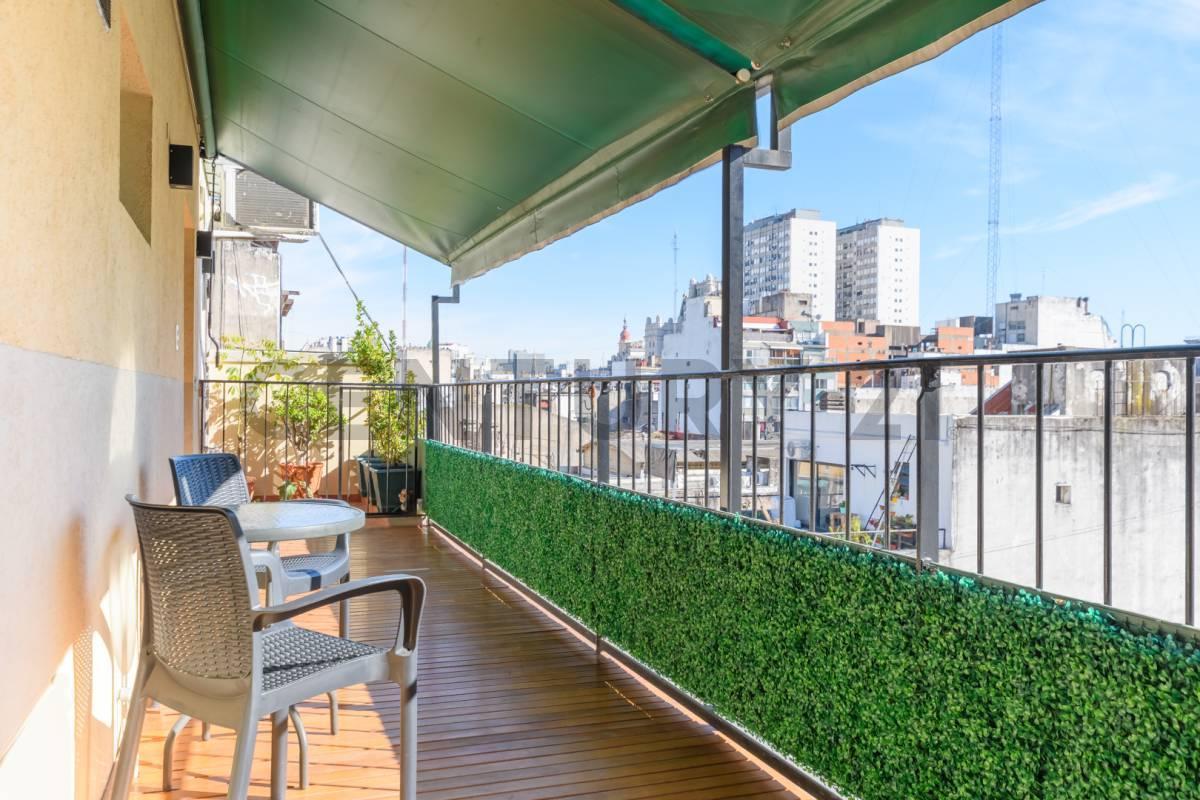 Foto de VENTA DE DEPARTAMENTO DE 4 AMBIENTES ALSINA AL 1100 MONSERRAT, imagen 1