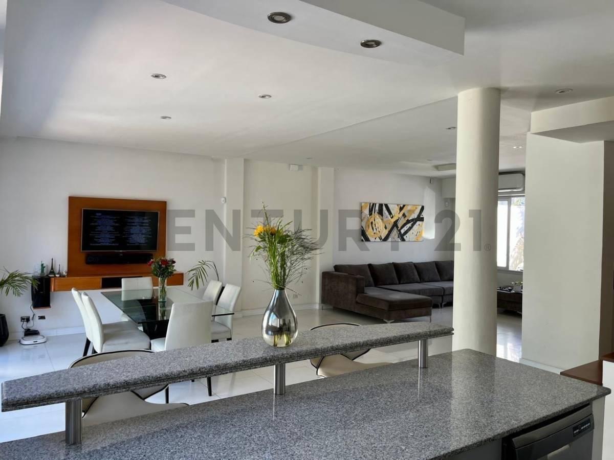 Foto de CASA DE 4 AMBIENTES VENTA RAMOS MEJIA PILETA Y COCHERA, imagen 5