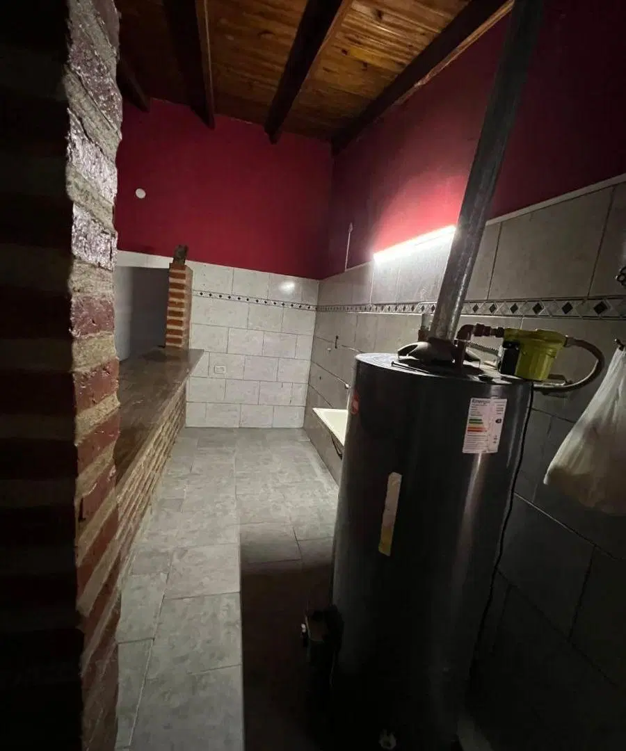 Casa en venta, totalmente reciclada, Carrega y Plunkett APTA CREDITO 4
