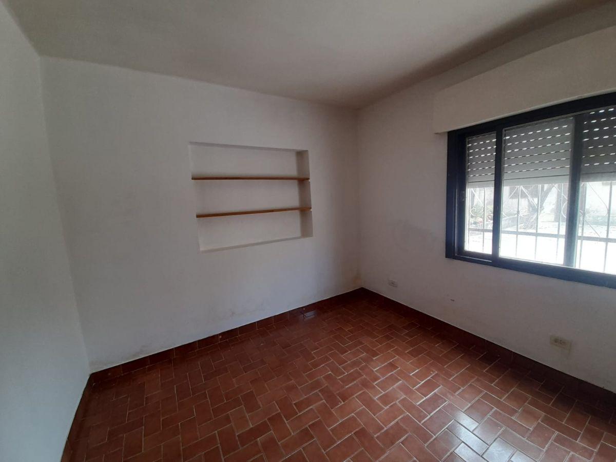 Foto de Casa en venta c/ cochera en Ingeniero White, imagen 5