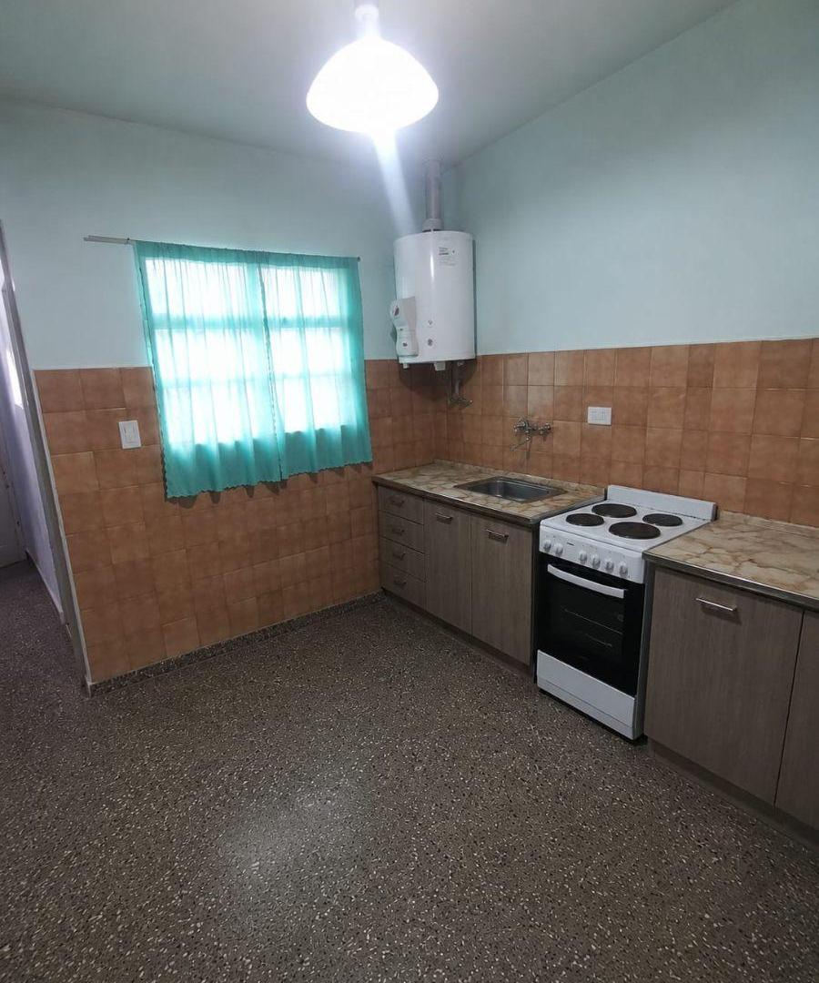 Foto de Venta casa dos dormitorios Saldungaray, imagen 1