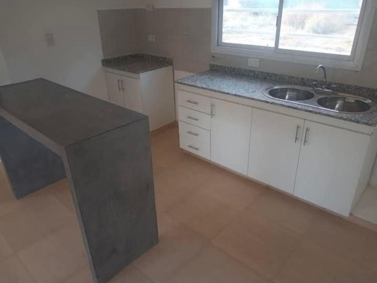 Foto de Venta casa dos dormitorios en Villa Bordeau, imagen 2