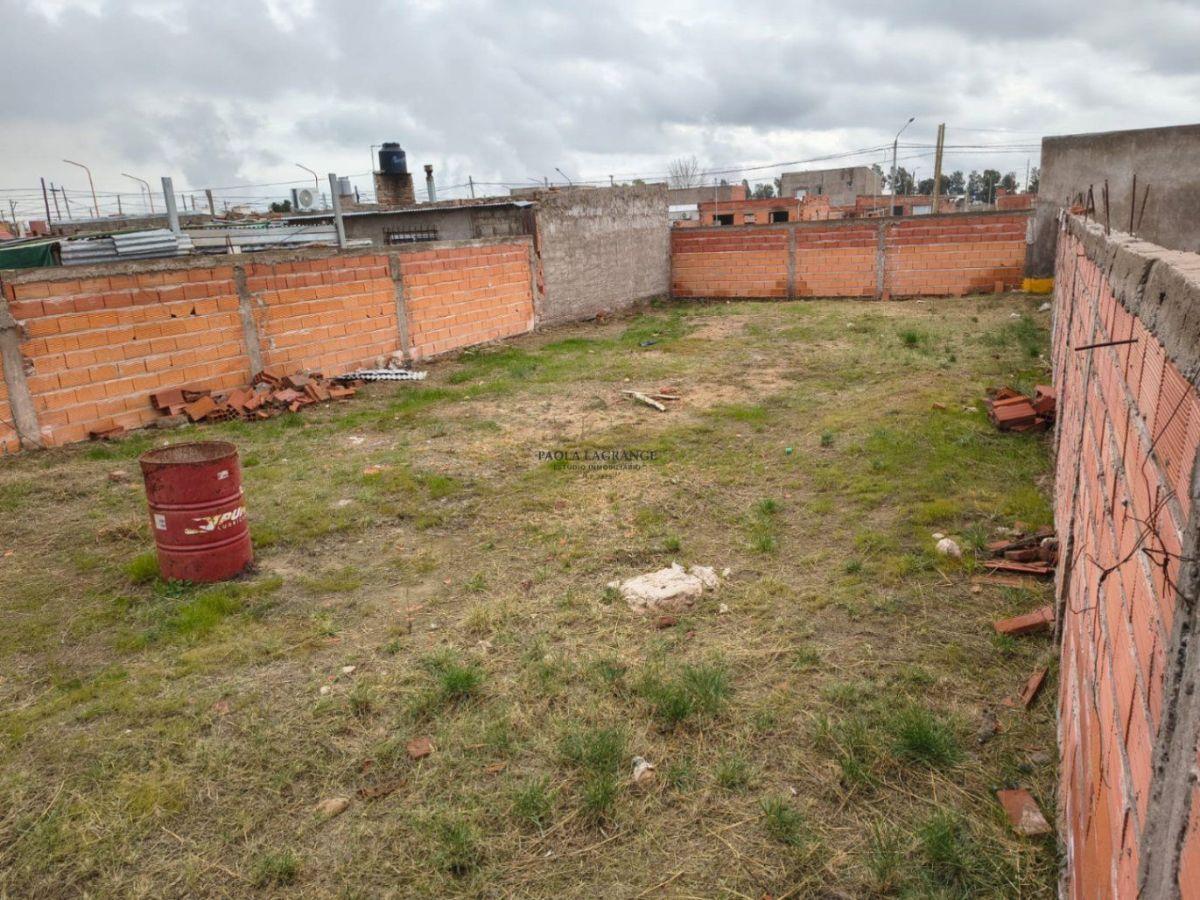 Foto de Terreno / Lote en venta de 303m2 ubicado en Ingeniero White, imagen 1