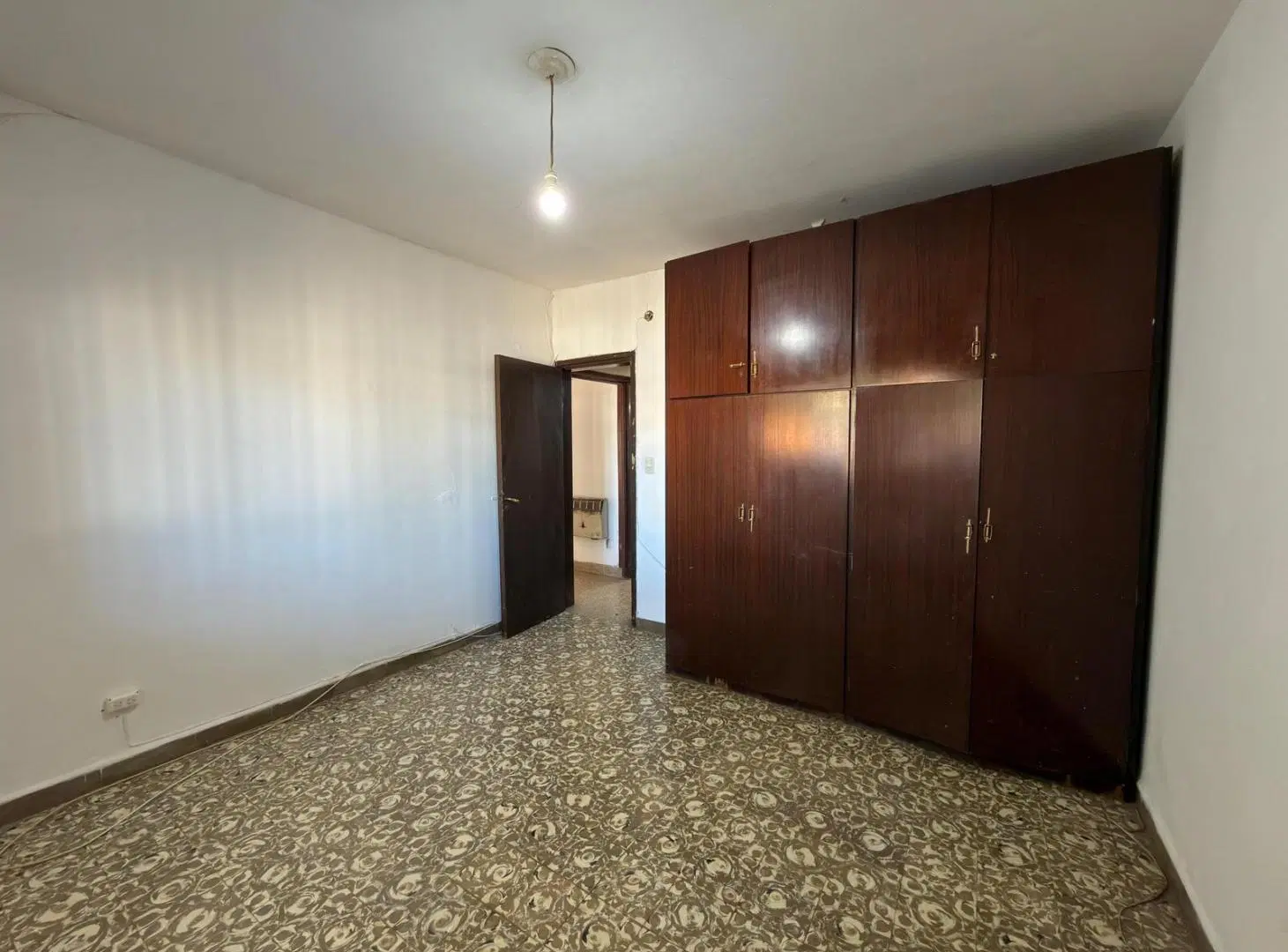 Venta Casa 2 Dorm Patio Barrio Dean Funes 1