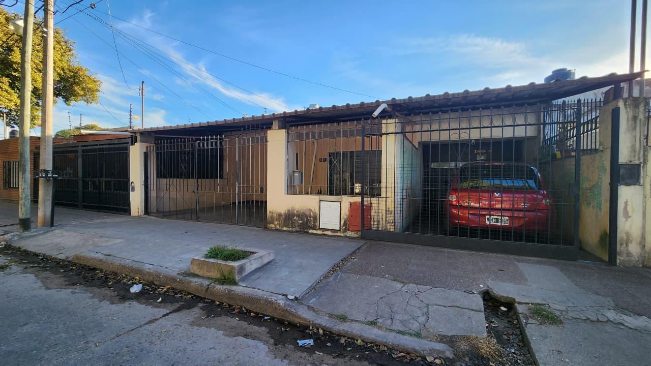 Venta Casa 5 Dormitorios Pueyrredón