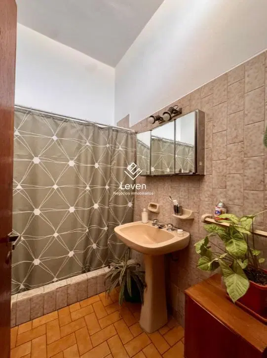 Casa 3 dormitorios Apto Crédito Residencial Velez Sarsfield 2