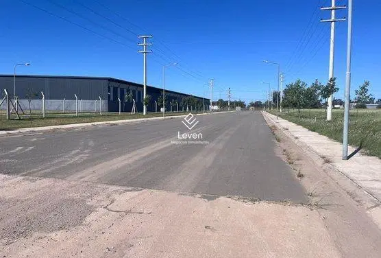 Terreno 5295 m2  apto desarrollo Parque Industrial Cacec 3