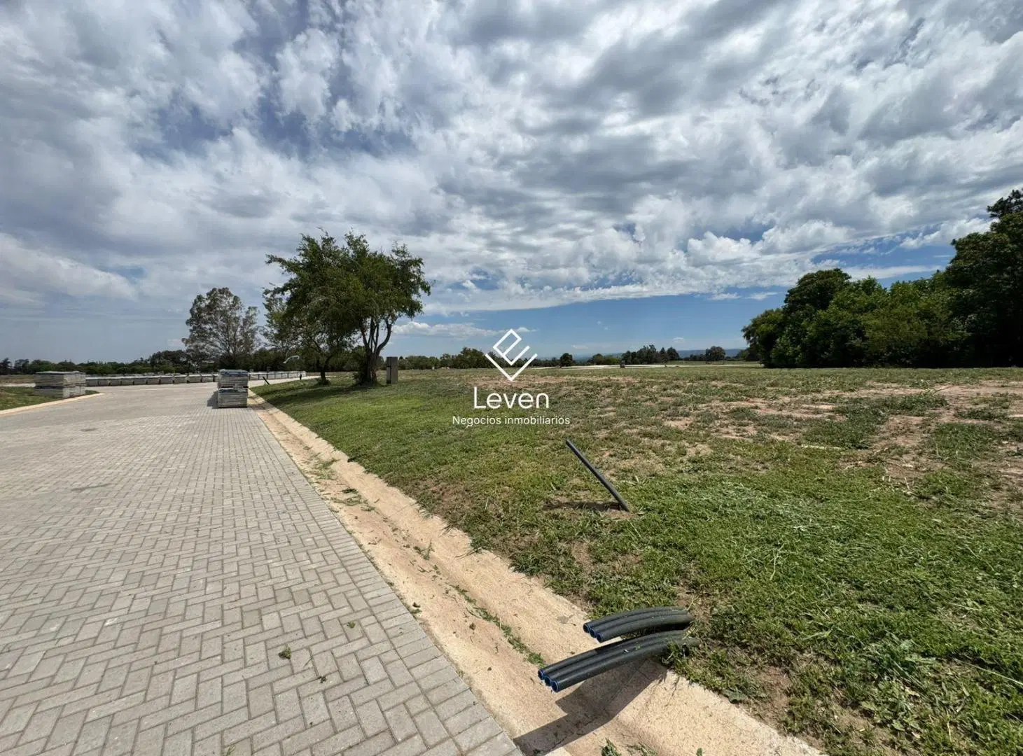 Terreno 600 m2 Barrio Privado Viarava, Villa Allende 2