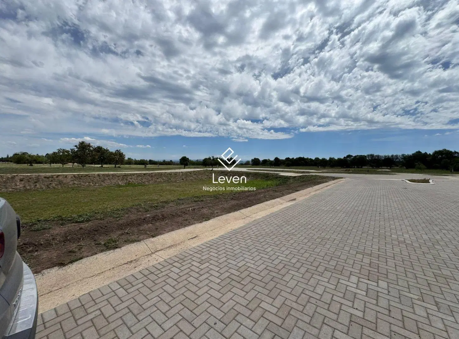 Terreno 598 m2 Barrio Privado Viarava, Villa Allende 5