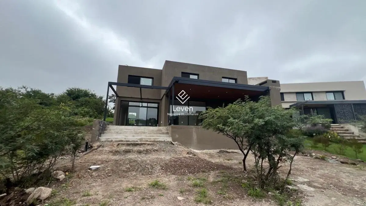 VENTA casa La Deseada A ESTRENAR!! 4