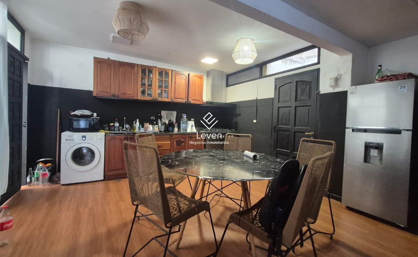VENTA CASA/ LOCAL COMERCIAL SOBRE SANTA ANA