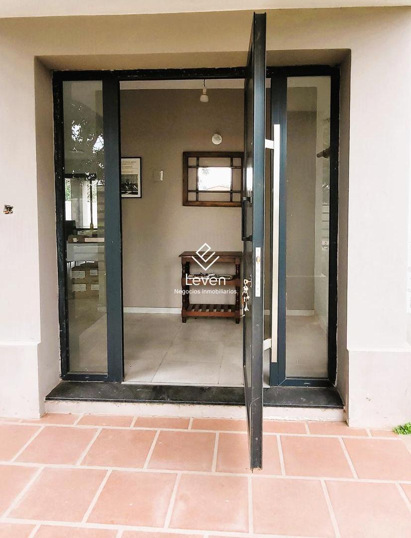 Foto de Venta Casa en Pilar 4 dormitorios categoria, imagen 4