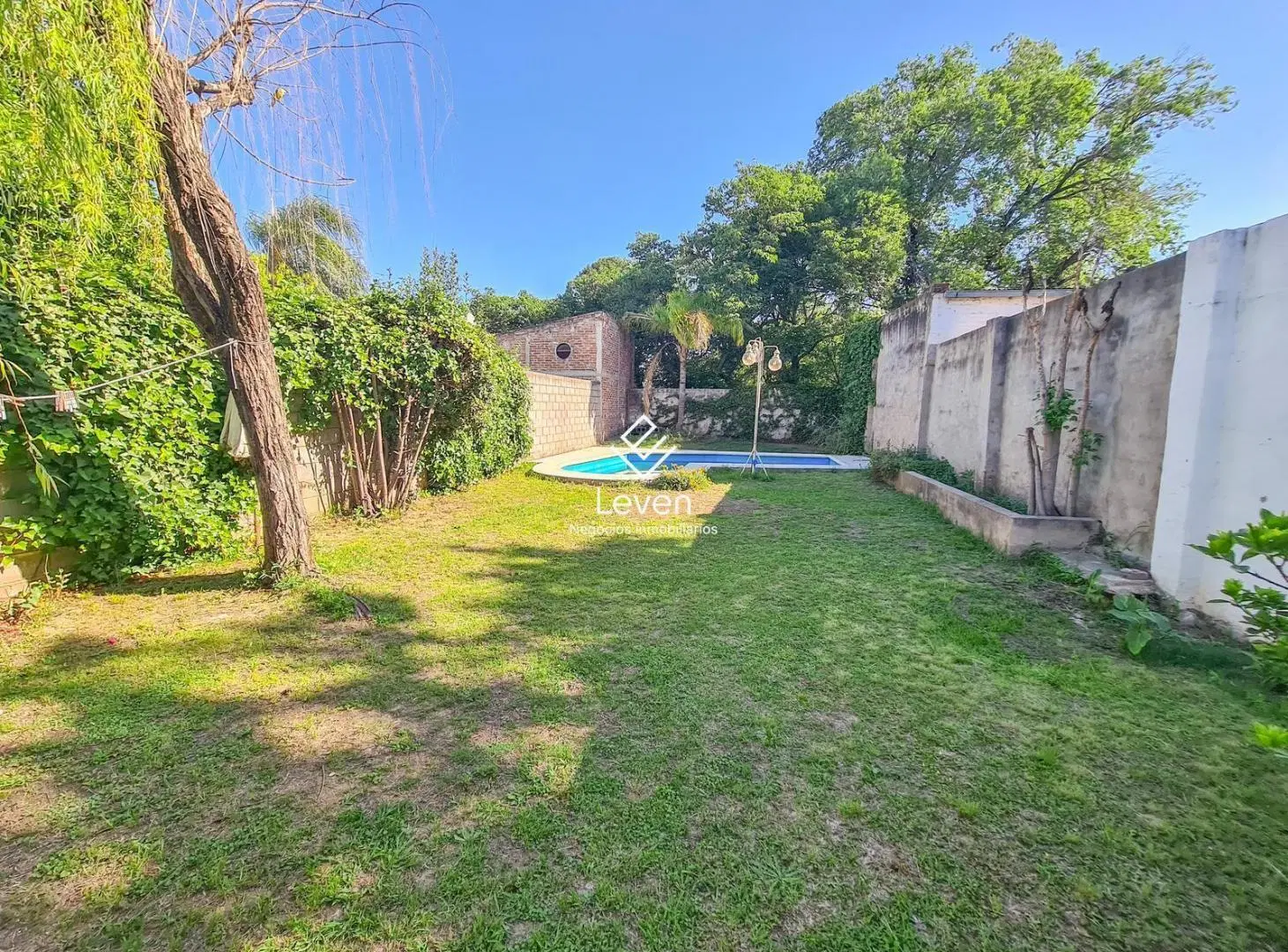 Venta Casa Tres Dormitorios Granja de Funes Patio Pileta 5