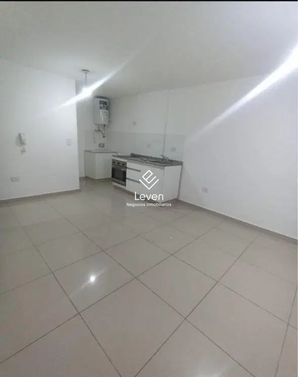 Departamento en venta en Alberdi 4