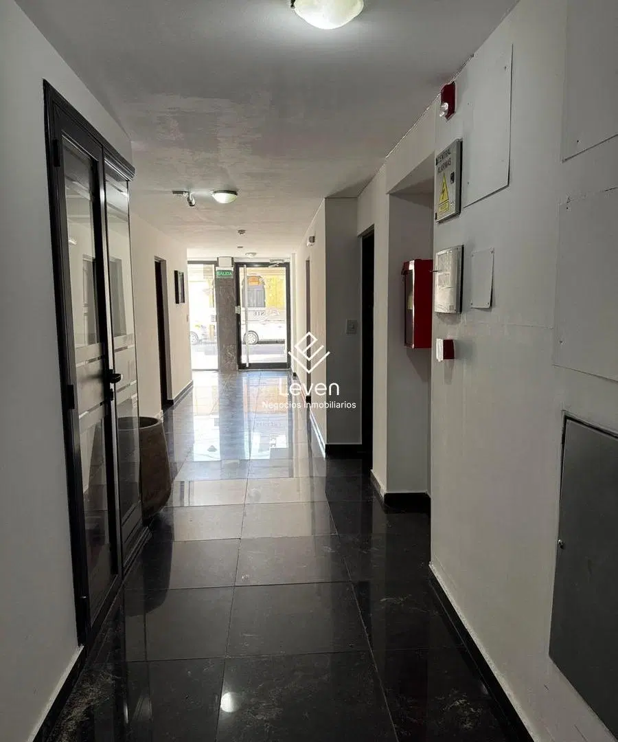 Departamento en venta en Alberdi 5