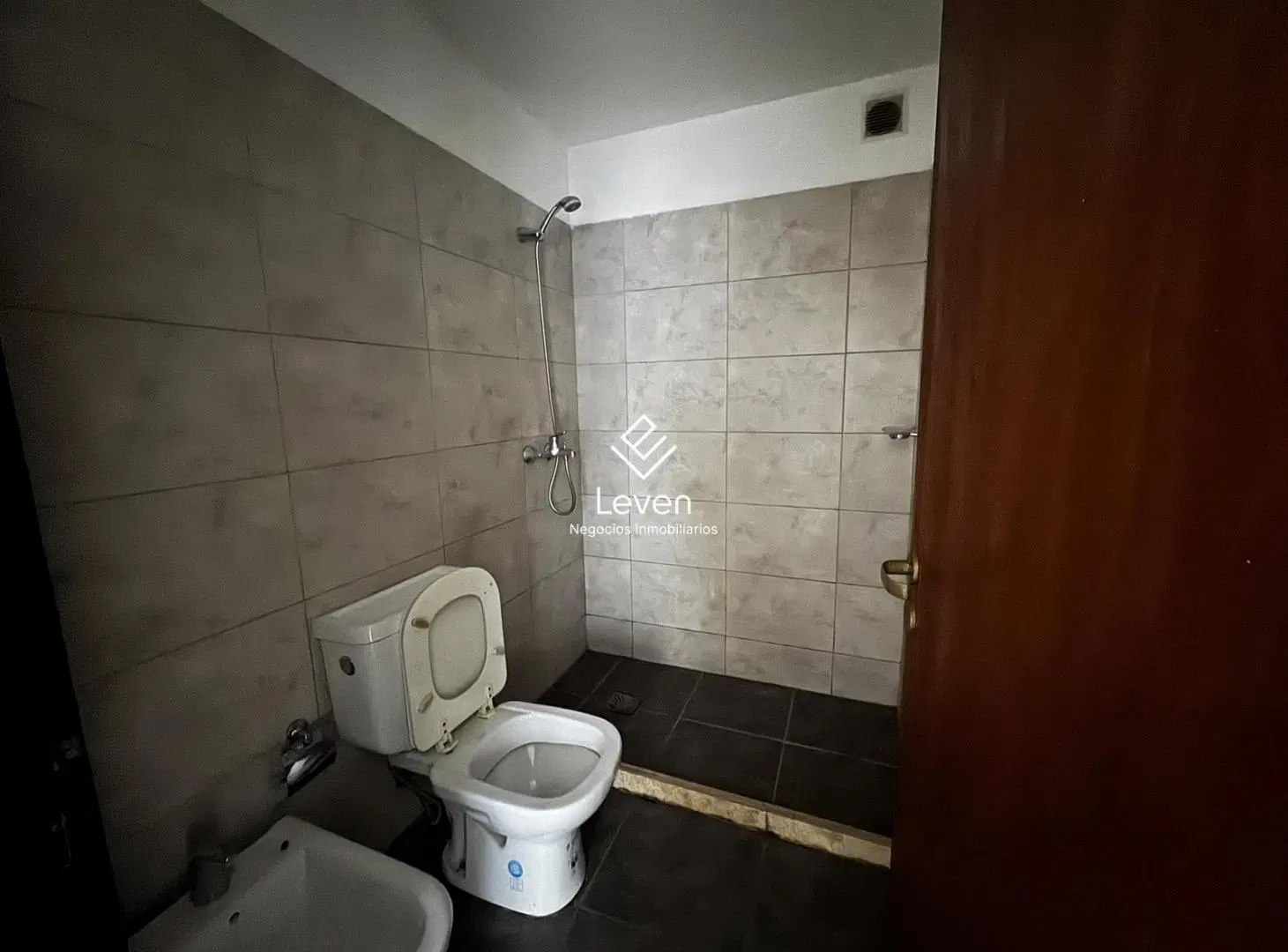Departamento en venta en Alberdi 3