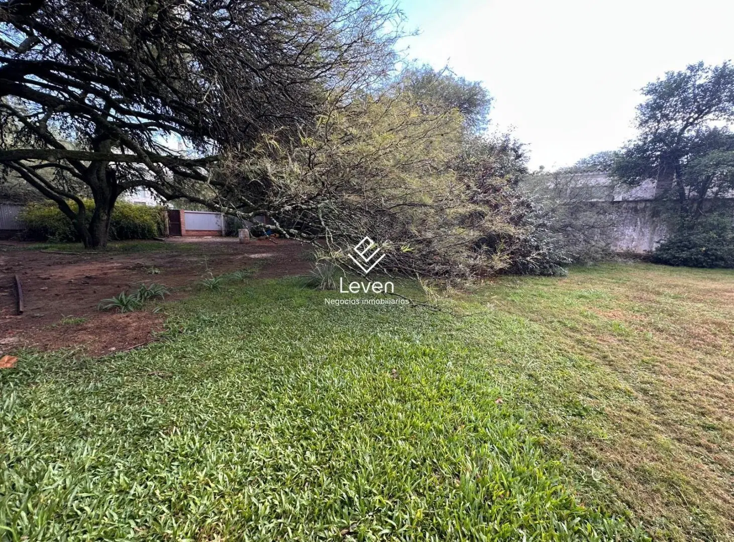 Terreno 1500 m2 apto desarrollo Nepper y Avogadro 1