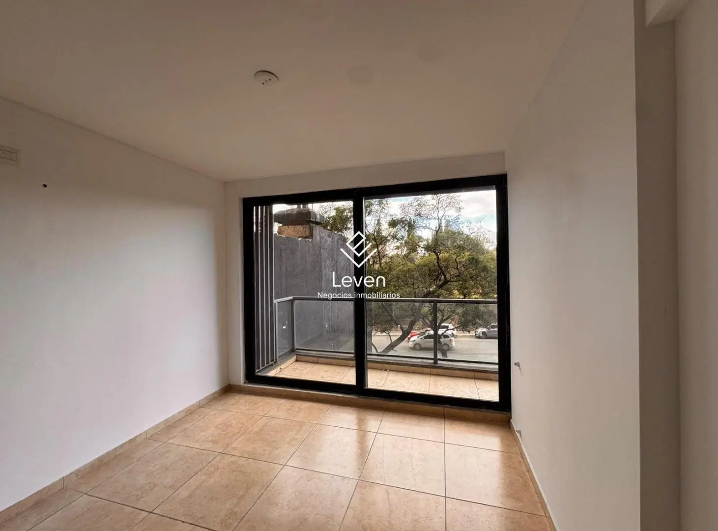 Departamento 2 dormitorios con gran balcón Nueva Córdoba 3