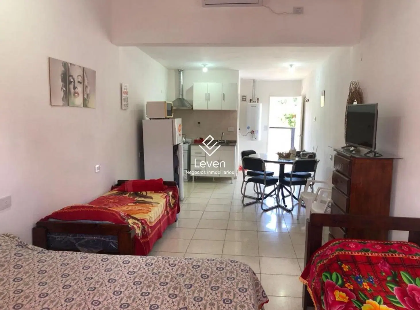 VENTA 3 LOCALES COMERCIALES Y 3 MONOAMBIENTES EQUIPADOS PLAYAS DE ORO CARLOS PAZ 4