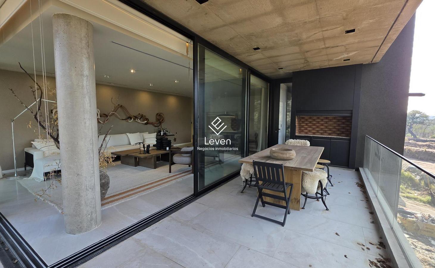 Foto de VENTA DEPARTAMENTO 3 DORMITORIOS CONDOMINIO ALQANTAR DISEÑO Y CATEGORÍA, imagen 4