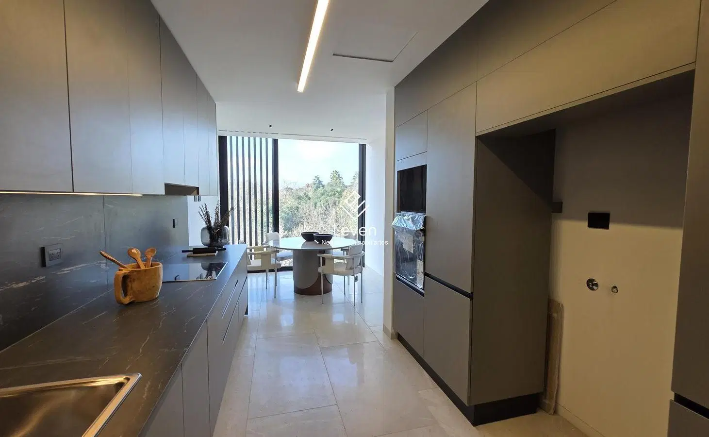 VENTA DEPARTAMENTO 3 DORMITORIOS CONDOMINIO ALQANTAR DISEÑO Y CATEGORÍA PREMIUM 2