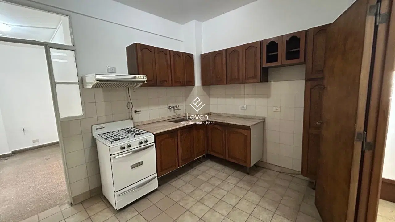VENTA DEPARTAMENTO 3 DORMITORIOS PLENO CENTRO 5