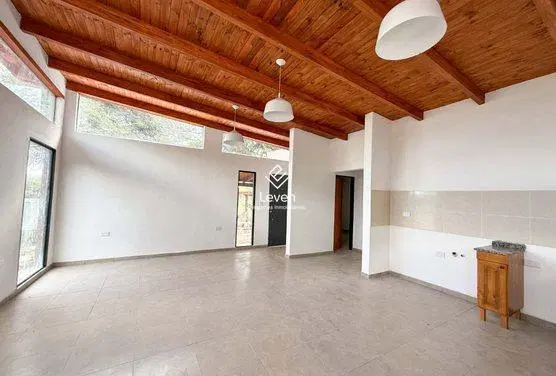 VENTA CASA 2 DORMITORIOS CON PILETA EN COMUNA SAN ROQUE 4