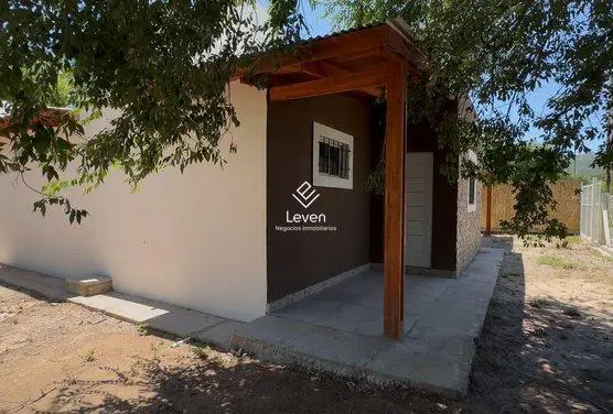 VENTA CASA 2 DORMITORIOS CON PILETA EN COMUNA SAN ROQUE 3