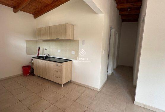 Foto de VENTA CASA 2 DORMITORIOS CON PILETA EN COMUNA SAN ROQUE, imagen 4