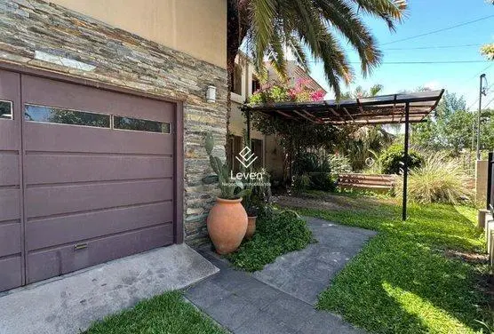 VENTA PH 4 DORMITORIOS CON PILETA MARQUES DE SOBREMONTE 5