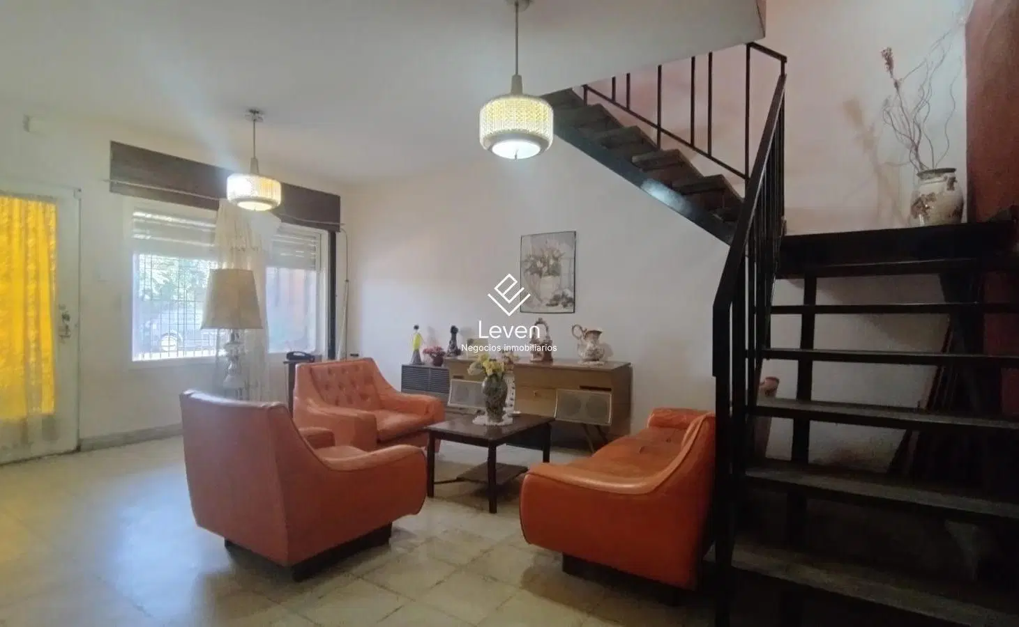 VENTA CASA 6 DORMITORIOS 2 BAÑOS EN LOS PARAISOS 5