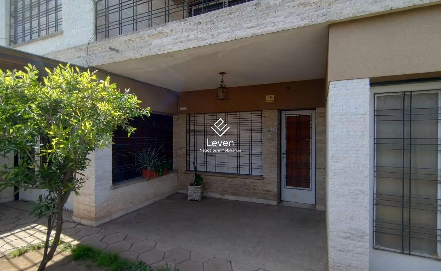 VENTA CASA 6 DORMITORIOS 2 BAÑOS EN LOS PARAISOS 2
