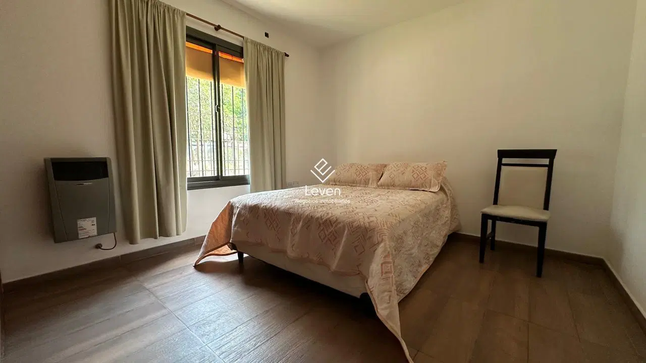 VENTA CASA 3 DORMITORIOS 3 BAÑOS EN COLONIA CAROYA 5