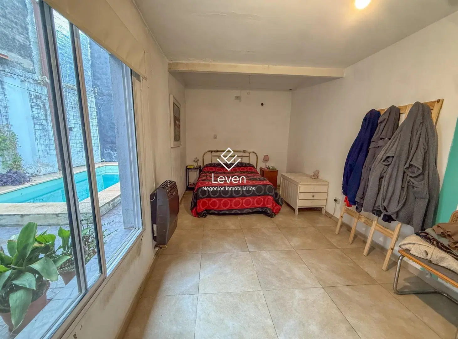 VENTA CASA 3 DORM ALTO ALBERDI PILETA QUINCHO COCHERA 2