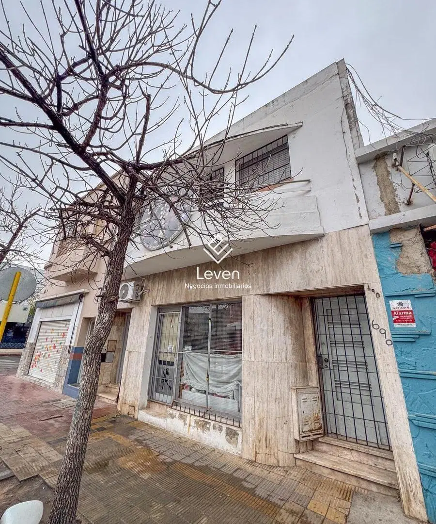 VENTA CASA MAS LOCAL CON DOS RENTAS CENTRO CORDOBA 5