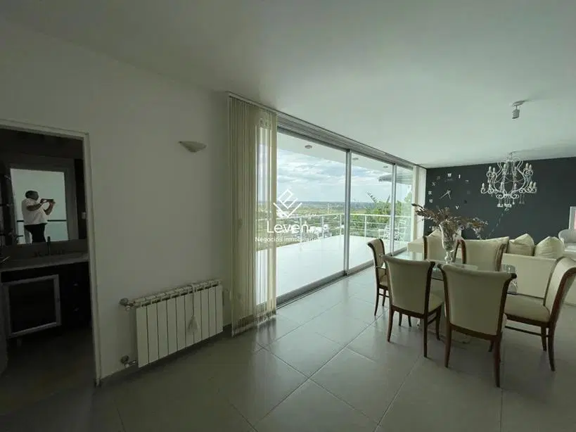 VENTA CASA LA RUFINA CON VISTA 4 DORMITORIOS 8