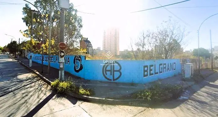 Terreno en Alto Alberdi 5