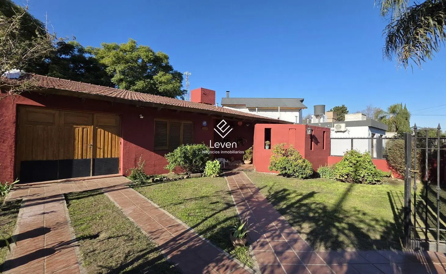 VENTA CASA 2 DORMITORIOS VILLA ALLENDE 5